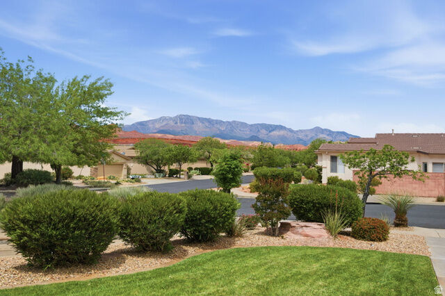 Property Photo: 3648 E Canyon Crest Ave UT 84780