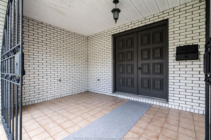 Photo de la propriété:  3770 Huntington  ON N9E 3W8 