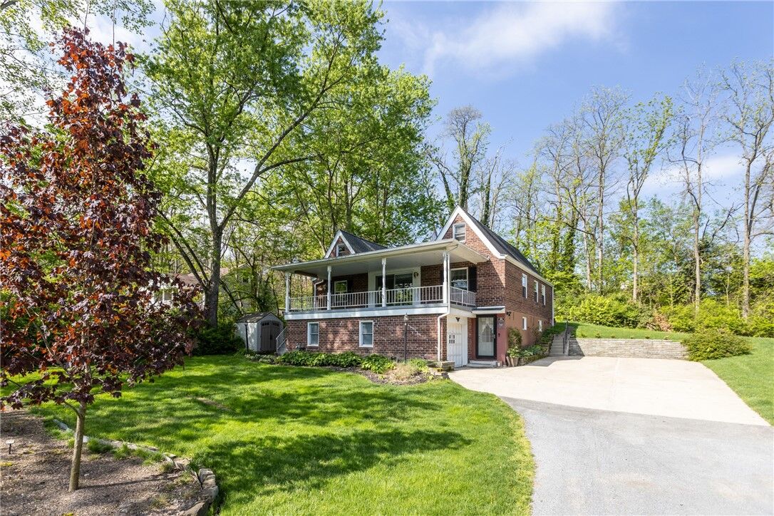 Property Photo:  282 McMurray Rd  PA 15241 