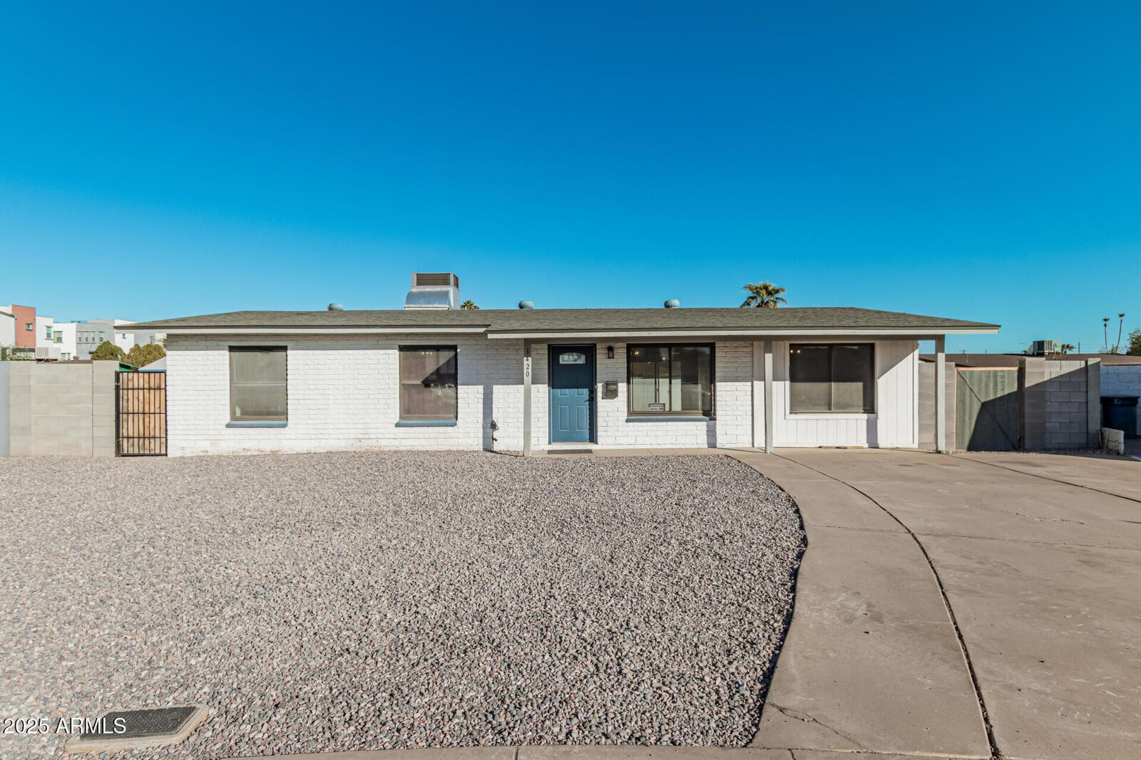 Property Photo:  1420 N Rose Street  AZ 85288 