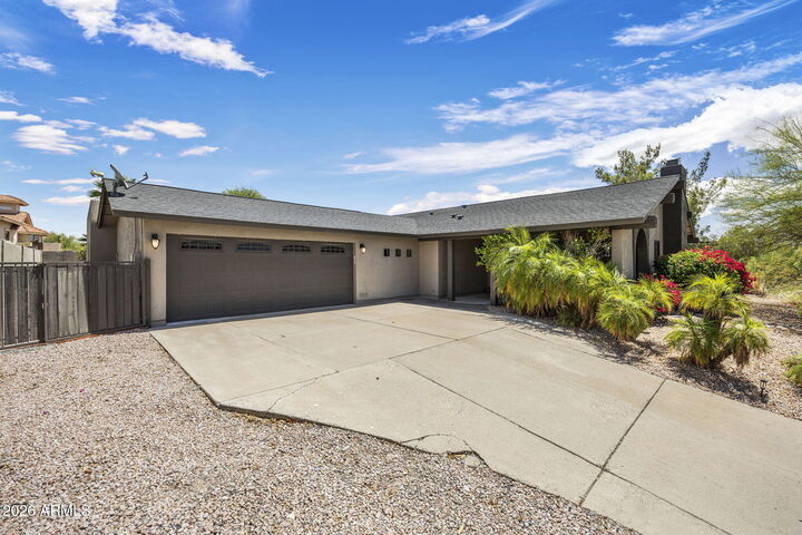 Property Photo:  15019 N Mayflower Drive  AZ 85268 