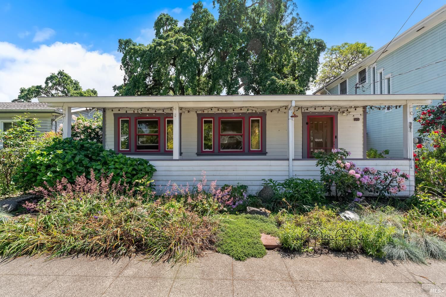 Property Photo:  918 Benton Street  CA 95404 