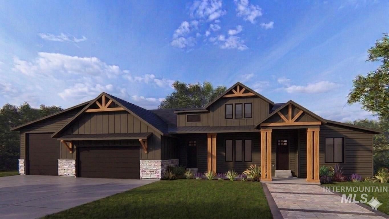 Property Photo:  310 NE Greystone Loop  ID 83647 