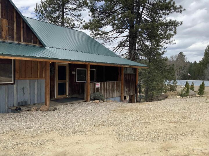 Property Photo: 117 E Hill Road ID 83631