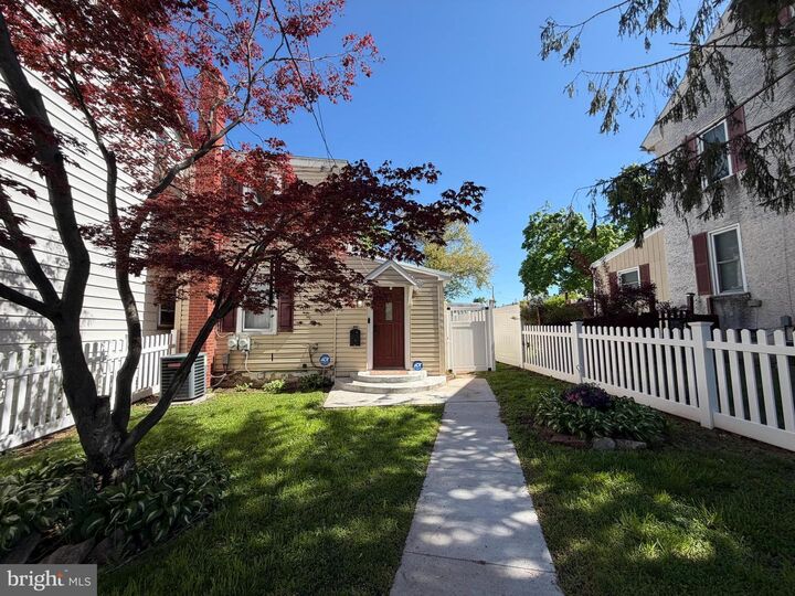 Property Photo:  207 West Street  PA 19464 