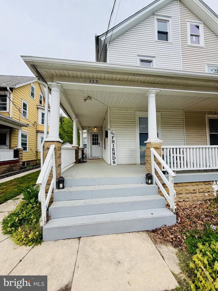 Property Photo:  223 Johnson Street  NJ 08079 