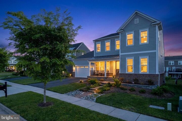 Property Photo:  1122 Laconian Street SE  VA 20175 