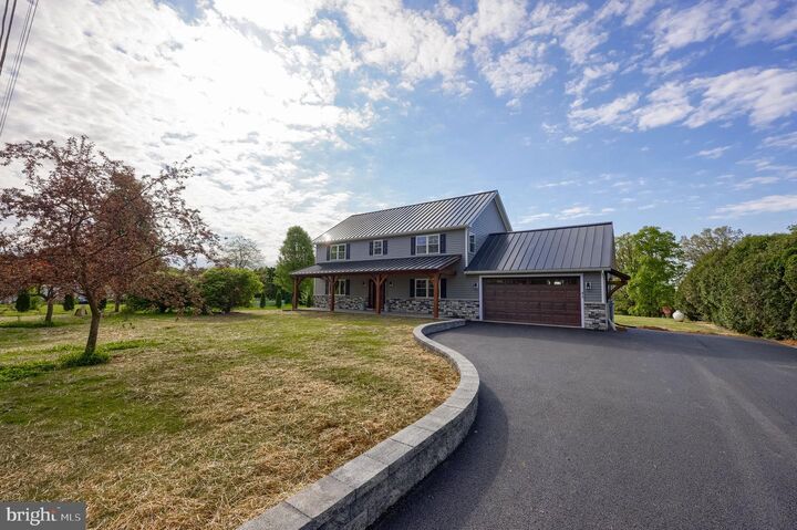 Property Photo:  41 Garloff Road  PA 17067 