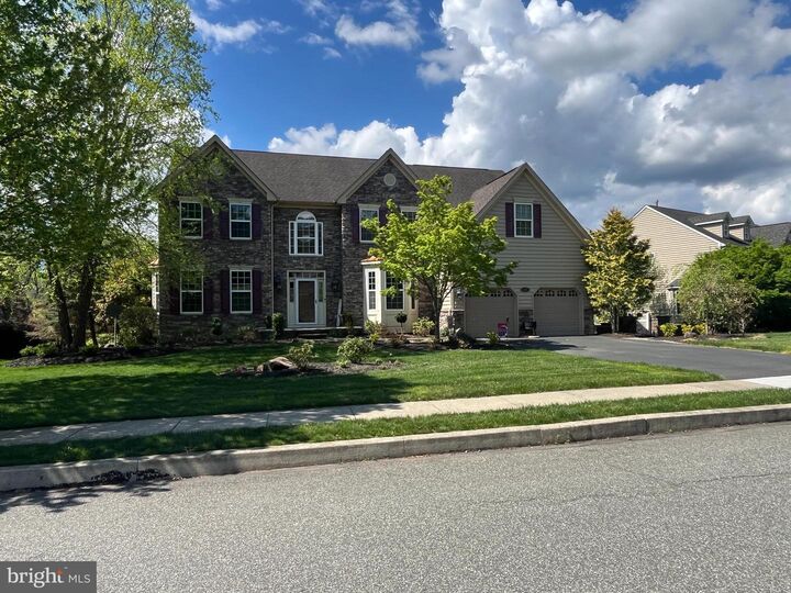 Property Photo:  912 Nottingham Road  PA 19465 