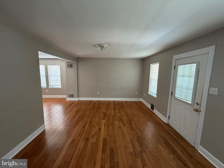 Property Photo:  131 E Ormond Avenue  NJ 08107 