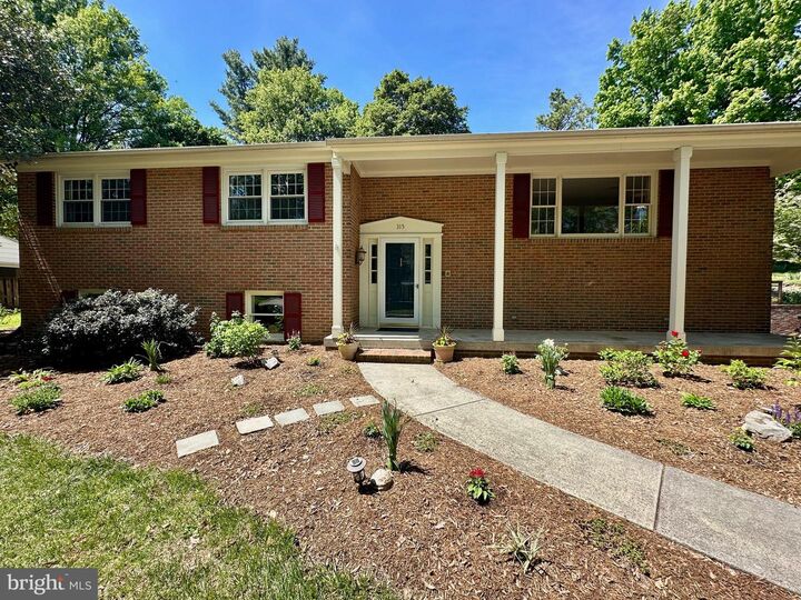 Property Photo:  315 Walker Street  VA 22601 