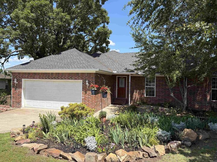Property Photo:  1660 Nighthawk Circle  AR 72034 