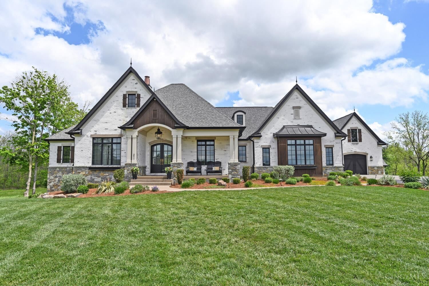 Property Photo: 3011 Hageman Court OH 45036