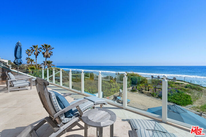 Property Photo:  31202 Broad Beach Rd  CA 90265 