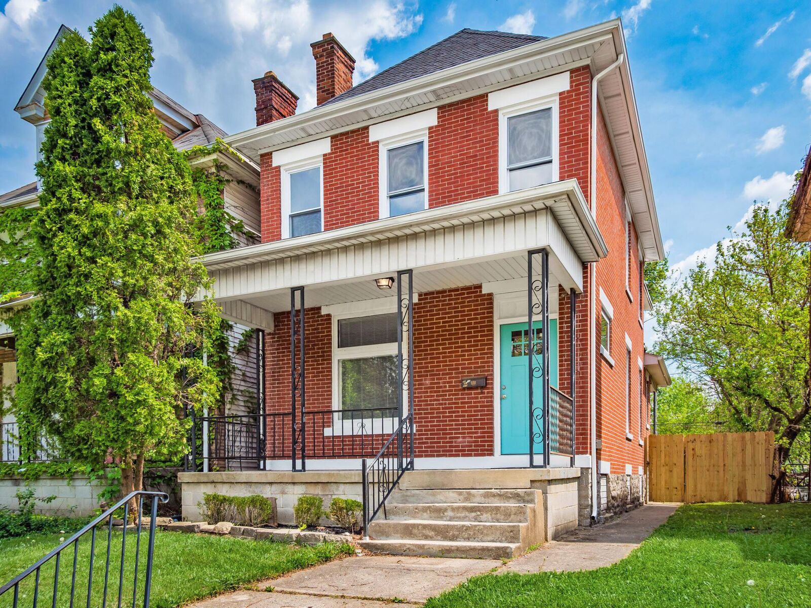 Property Photo: 838 S Ohio Avenue OH 43206