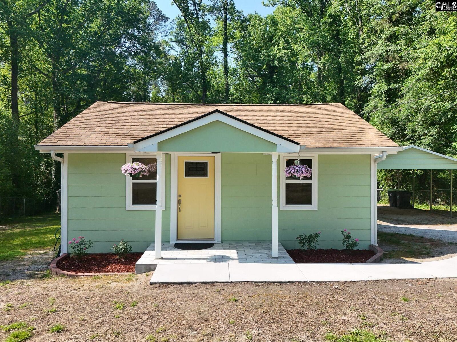 Property Photo:  117 Woodland  SC 29072 