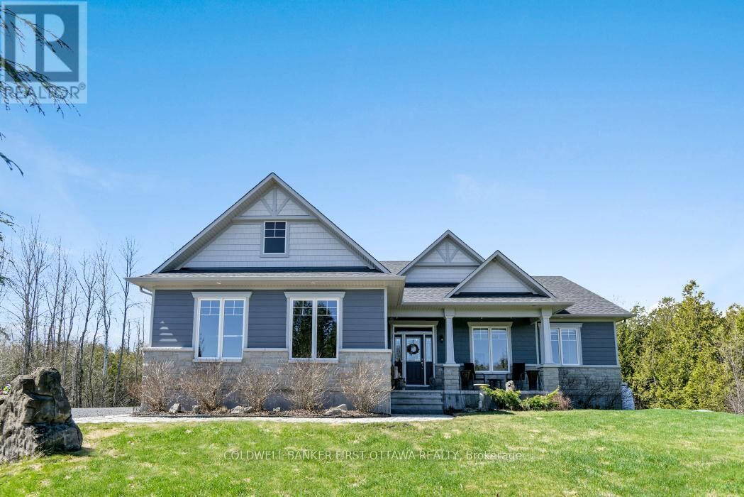 Property Photo: 193 Maggie'S Crescent ON K7C 0C4