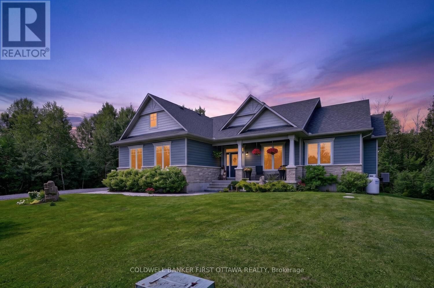 Property Photo: 193 Maggie's Crescent ON K7C 0C4