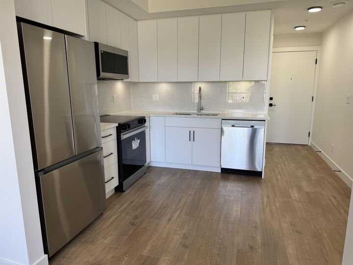 Property Photo:  10786 140th Street 401  BC V3T 4N8 