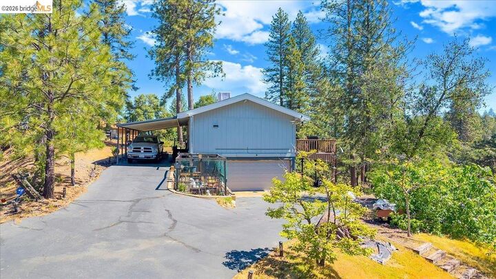 Property Photo:  18510 Wawona Dr.  CA 95321 