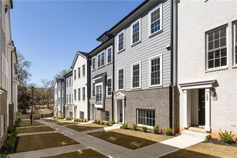 Property Photo:  3165 Dogwood Drive 103  GA 30354 