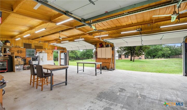 Property Photo:  8433 Rita Bend Drive  TX 76571 
