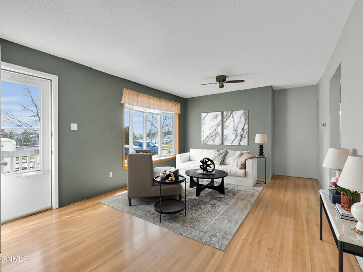 Property Photo:  1414 3rd Street NW  ND 58554 