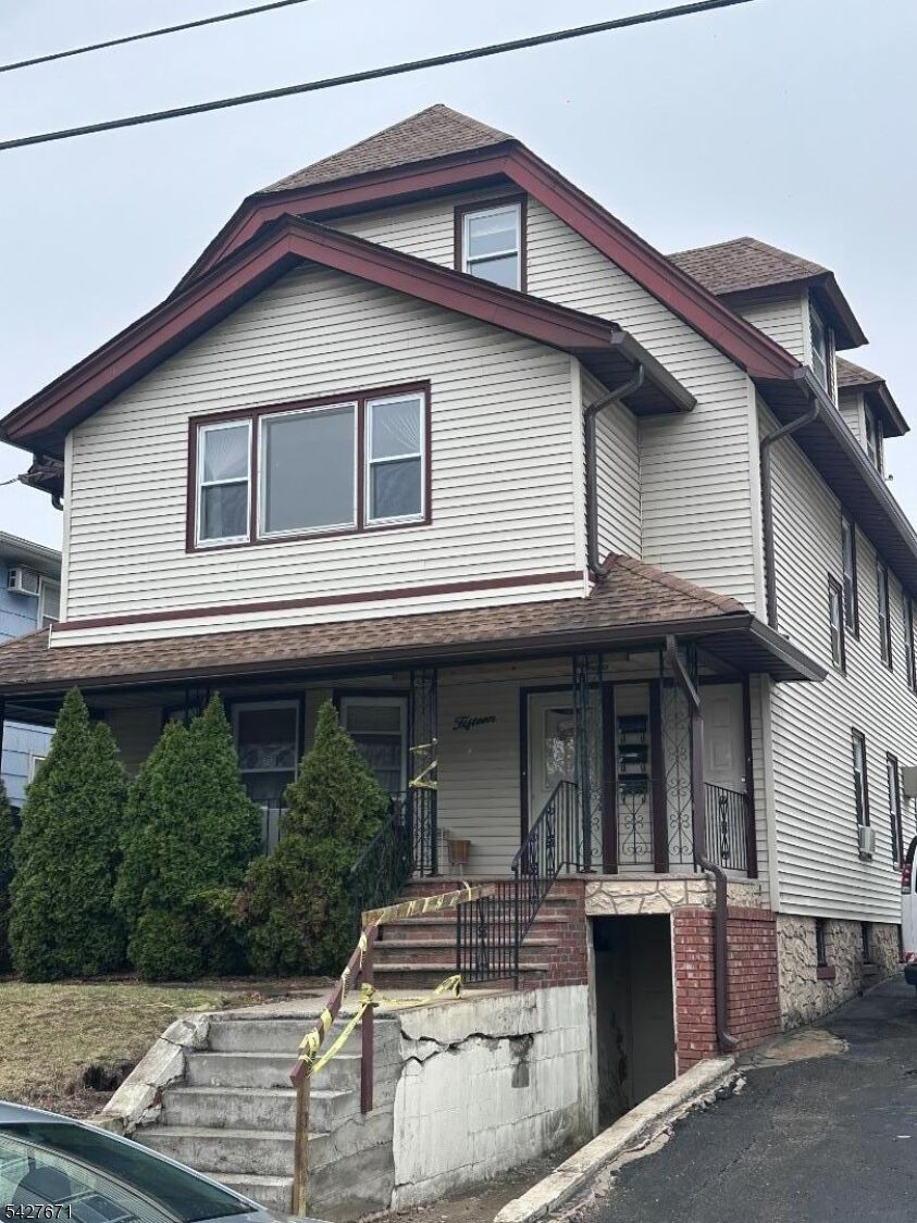 Property Photo:  15 Malone Ave 3  NJ 07109 