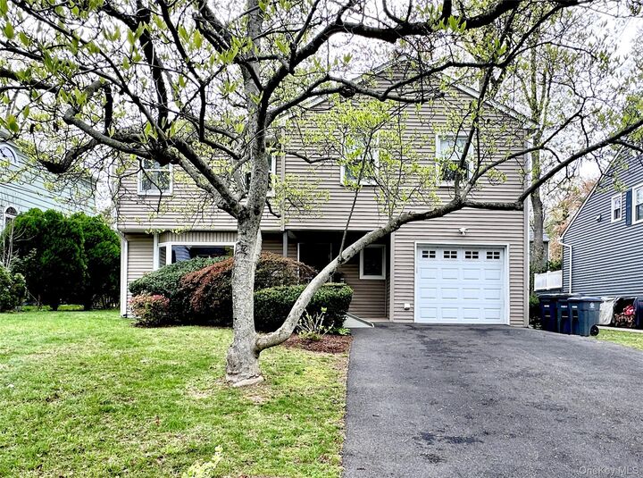 Property Photo:  20 Salem Place  NY 10605 