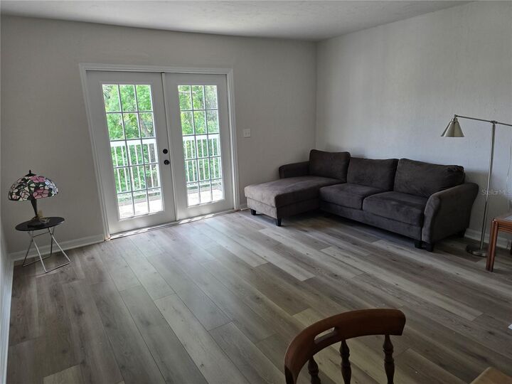 Property Photo:  1224 SW 16 Avenue F  FL 32601 