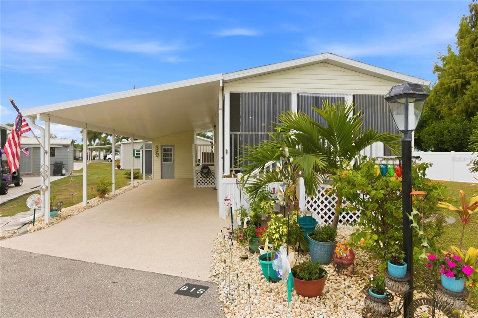 Property Photo:  15 N Cardinal B15  FL 33950 