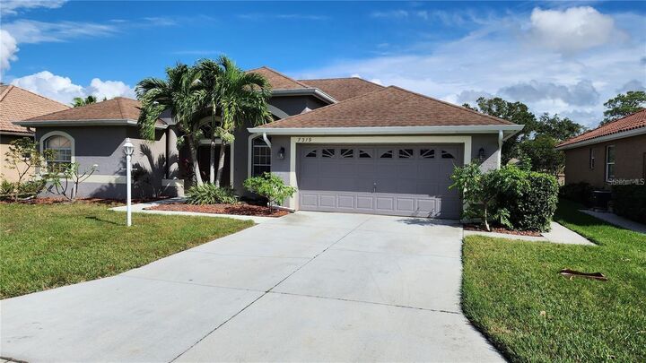 Property Photo:  7319 38th Court E  FL 34243 