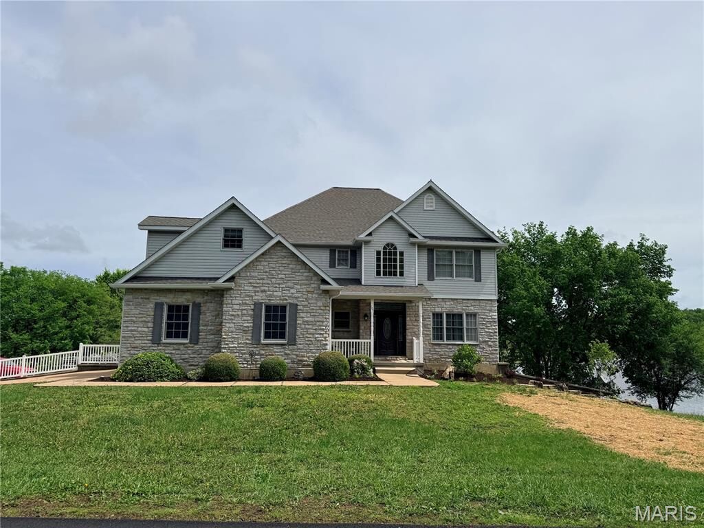 Property Photo:  101 W Lakeview Drive  MO 63020 