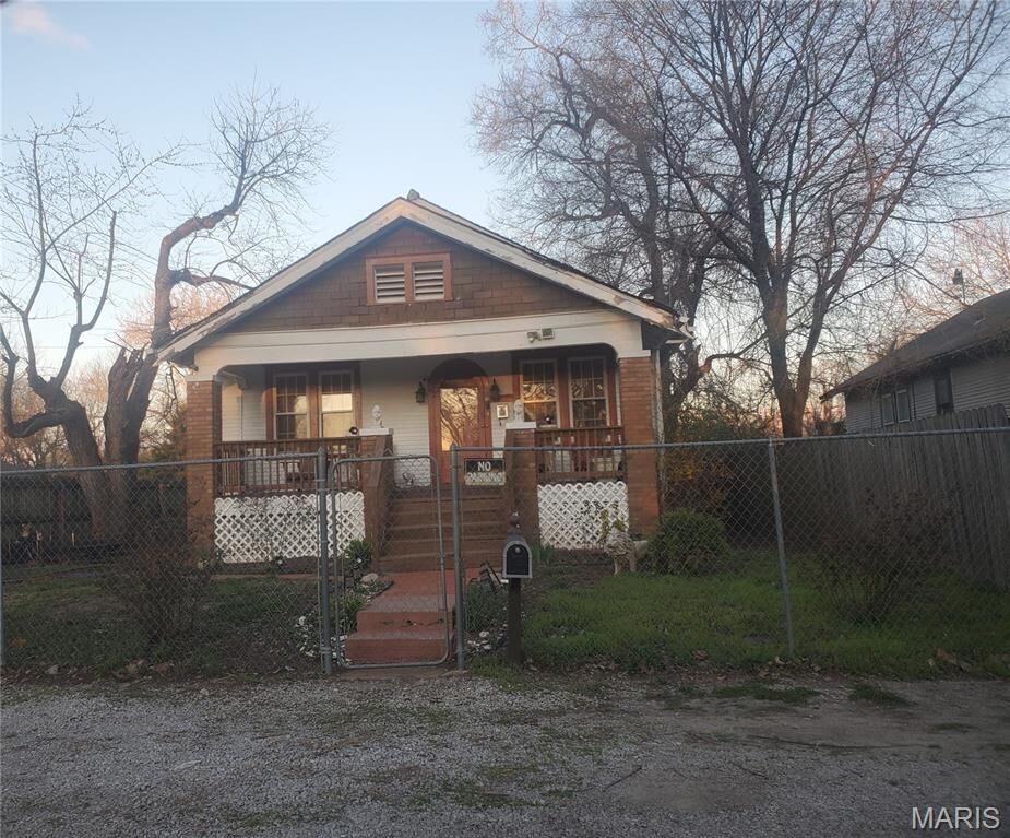 Property Photo:  1401 N 54th Street  IL 62204 