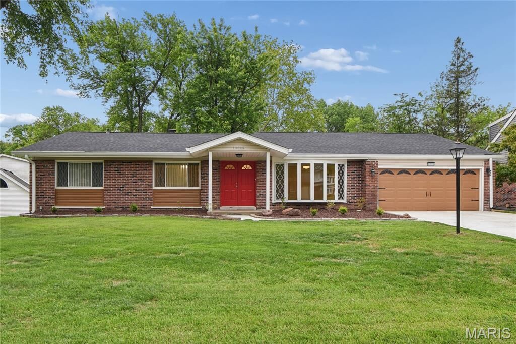 Property Photo: 13028 Ambois Drive MO 63141