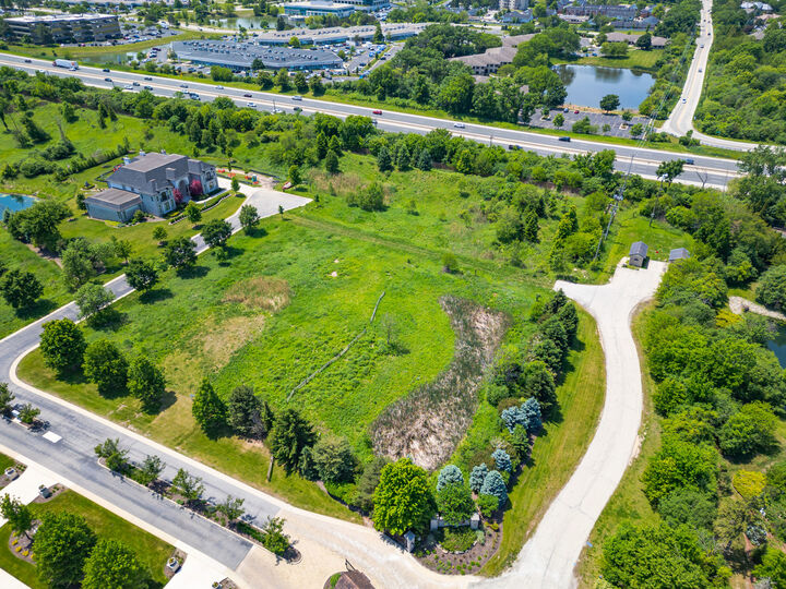 Property Photo:  20 Keller Lane  IL 60523 