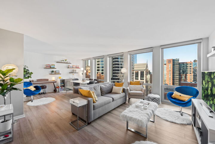 Property Photo:  111 E Chestnut Street 24J  IL 60611 