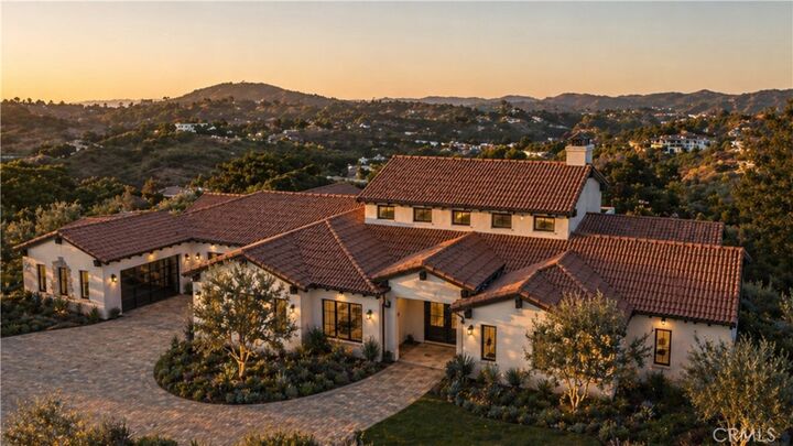 Property Photo:  31324 Lake Vista  CA 92003 