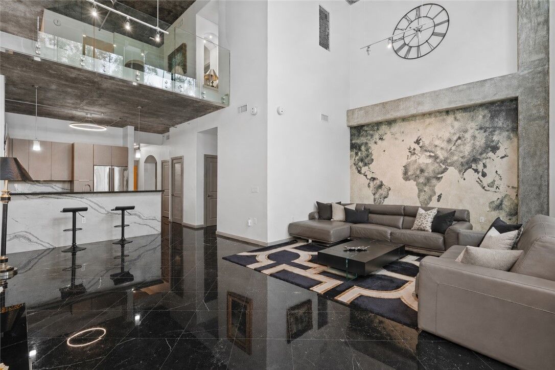 Property Photo:  840 E Green 305  CA 91101 