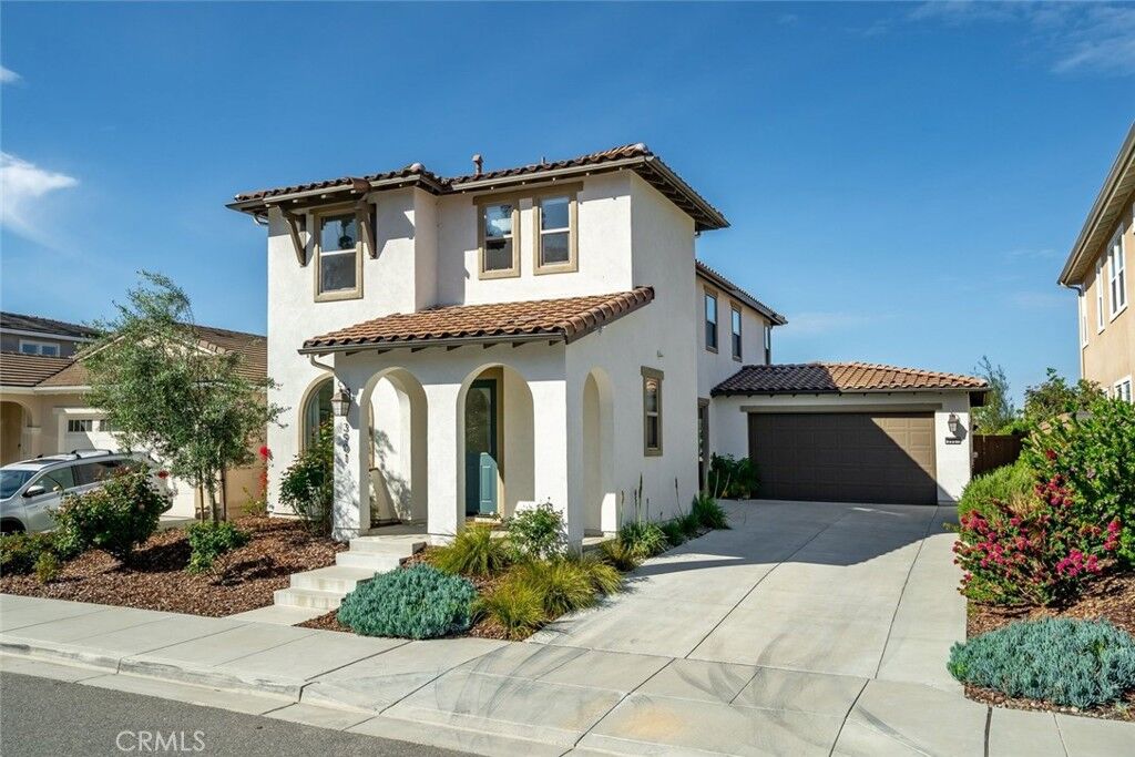 Property Photo: 3901 Hayfield Loop CA 93401