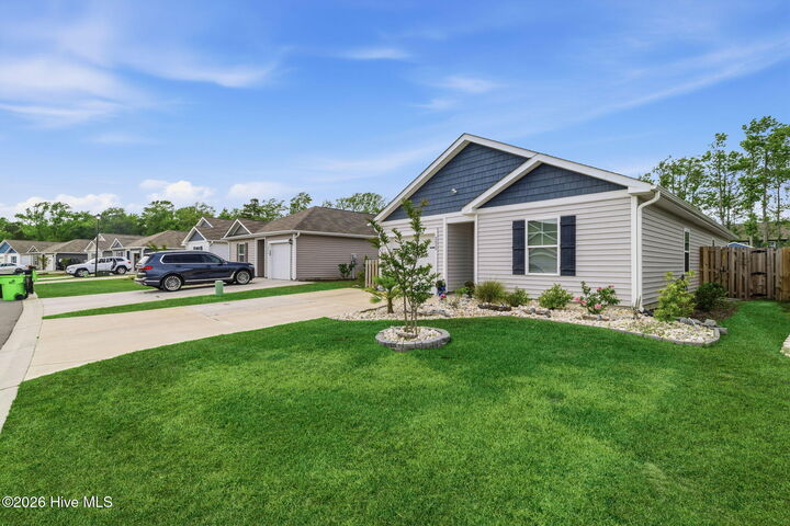 Property Photo:  2028 Course Lane  NC 28445 