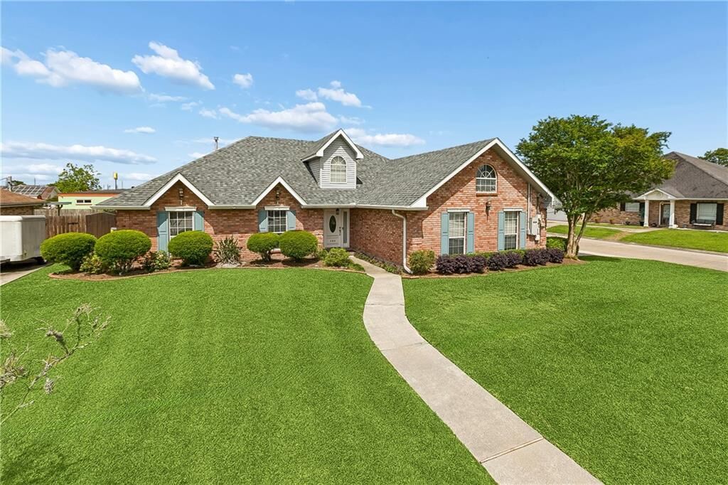 Property Photo:  408 Good News Avenue  LA 70037 
