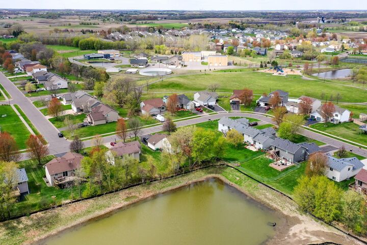 Property Photo:  7462 Large Avenue NE  MN 55301 