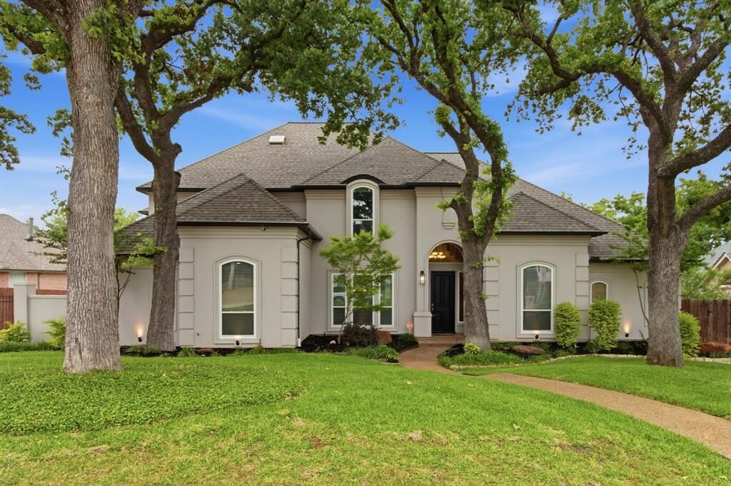 Property Photo:  2002 Reynolds Drive  TX 76034 