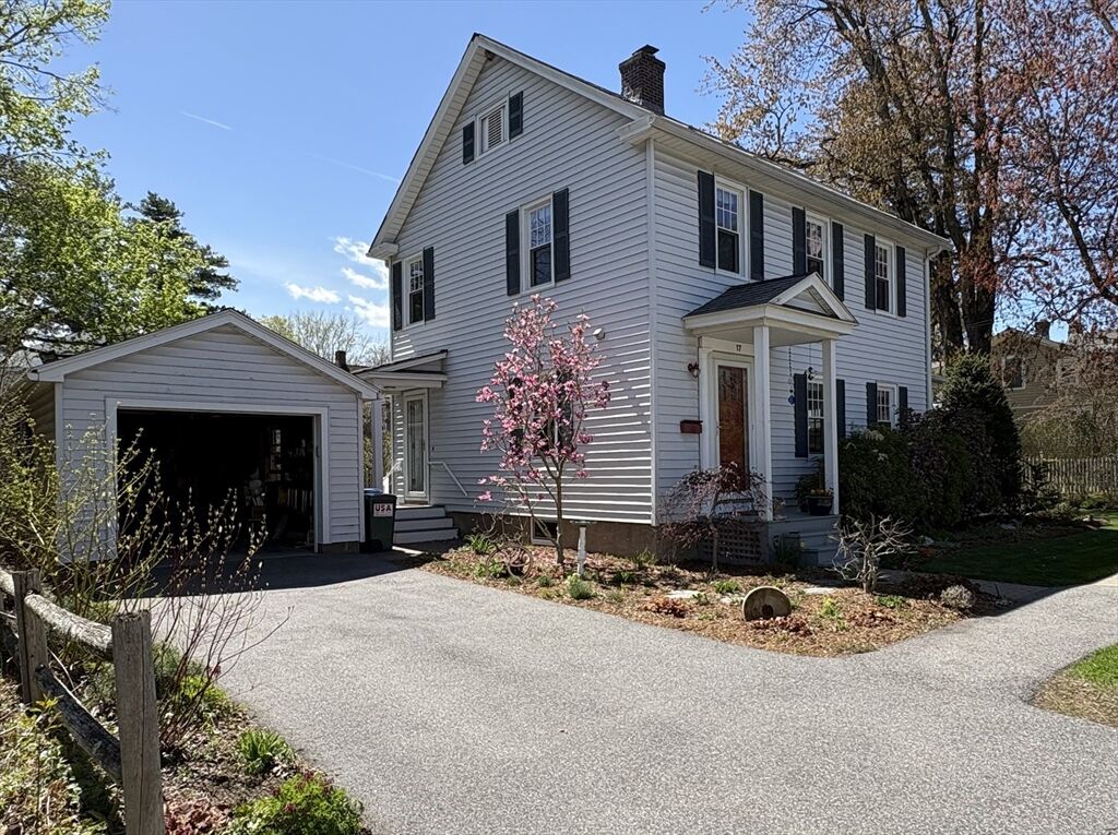 Property Photo:  17 Fairview Ave  MA 01060 