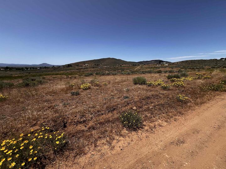 Property Photo: 95015 Half Mile Road CA 96105