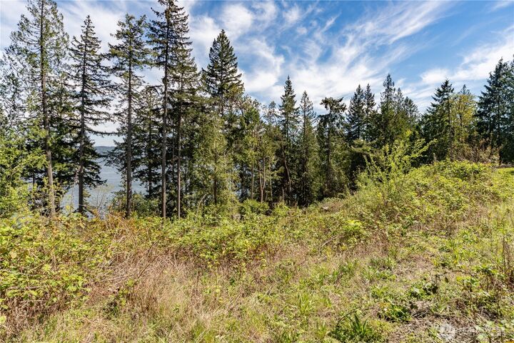 Property Photo:  155  Tog Road  WA 98320 