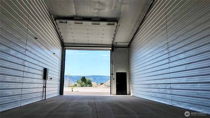 Property Photo:  73 E Shop Avenue C3  WA 98816 