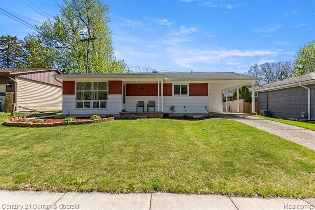 Property Photo:  2269 S Circle Drive  MI 48103 