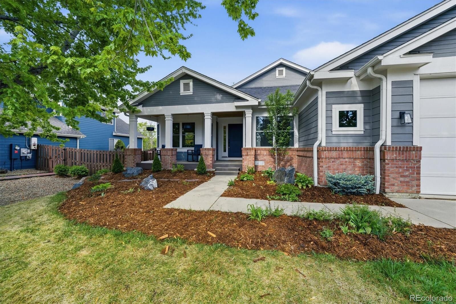Property Photo:  1488 N Larkspur Court  CO 80026 